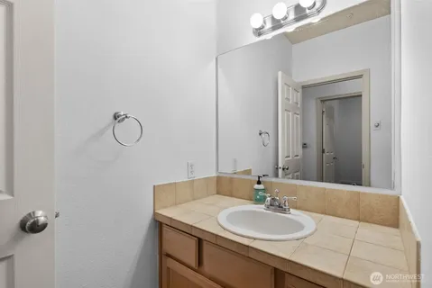 $350,000 | 8023 Custer Road Southwest, Unit B6, Lakewood, WA 98499