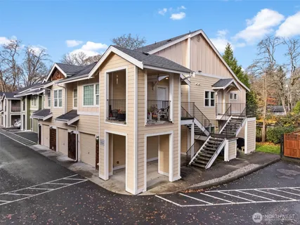$350,000 | 8023 Custer Road Southwest, Unit B6, Lakewood, WA 98499