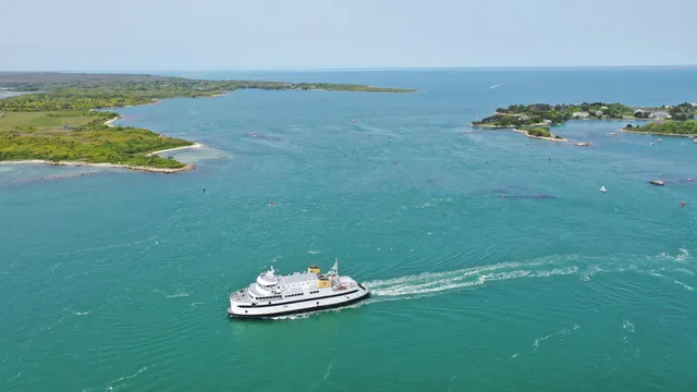 $1,325,000 | 533 Woods Hole Road, Unit E202, Woods Hole, MA 02543