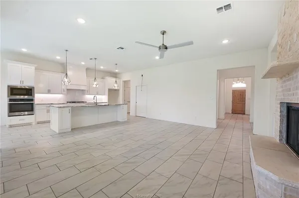 $3,025 | 2900 Bombay Court, Bryan, TX 77808