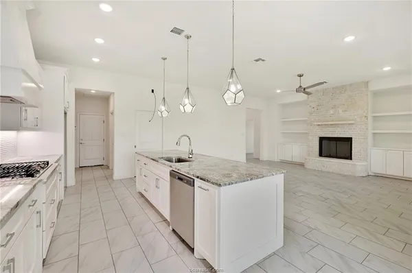 $3,025 | 2900 Bombay Court, Bryan, TX 77808
