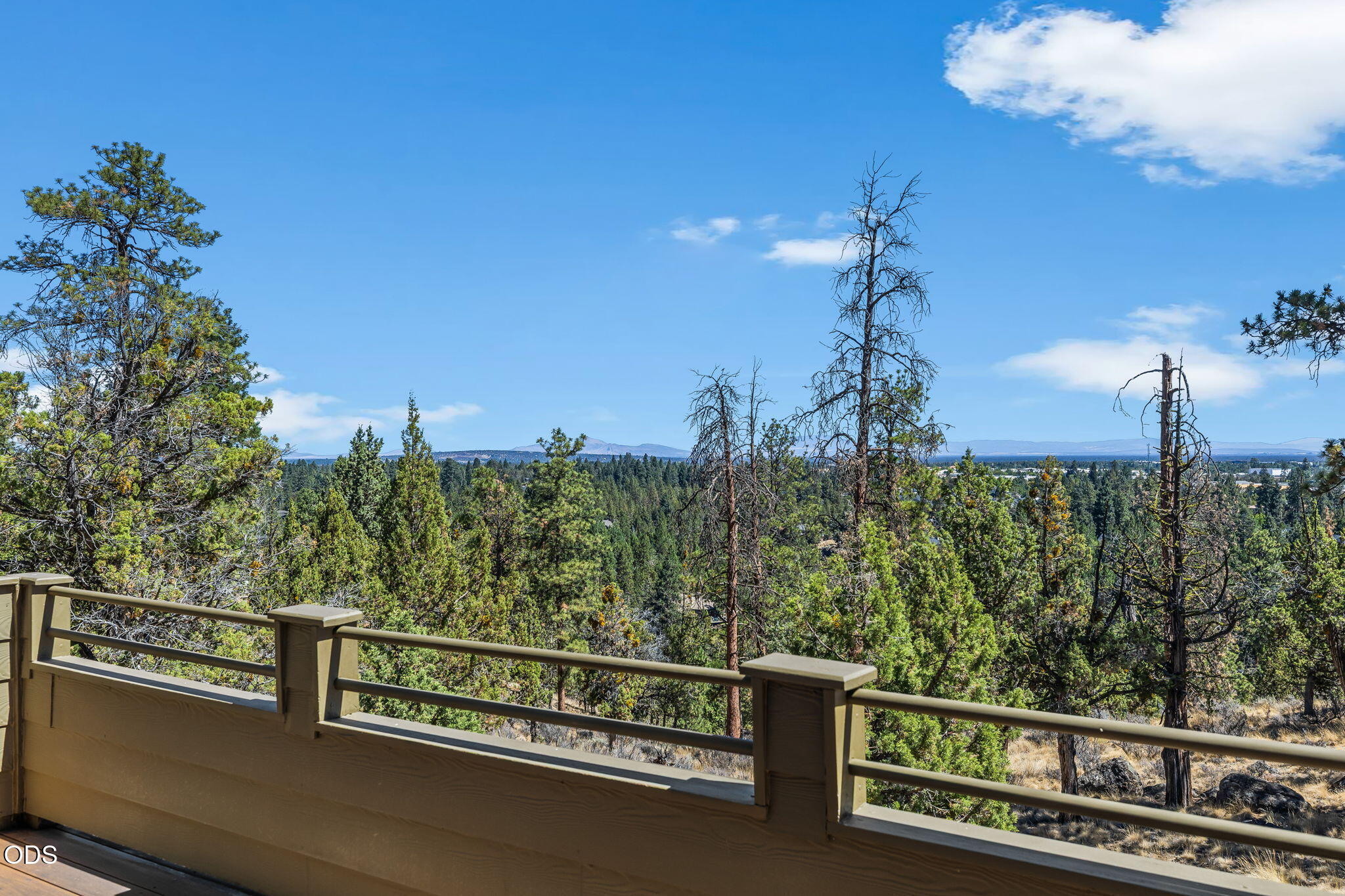3732 Northwest Summerfield Road Bend, OR 97703 - Photo 60 of 82 Gallery Image 60