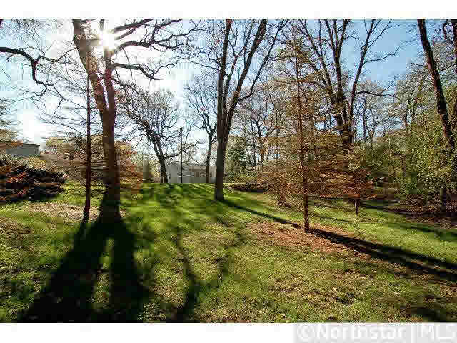 3900 Oak Road Minnetonka, MN 55345 - Photo 4 of 10
