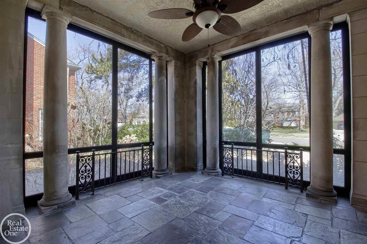 1005 Whittier Road Grosse Pointe, MI 48230 - Photo 14 of 63 Screened Porch