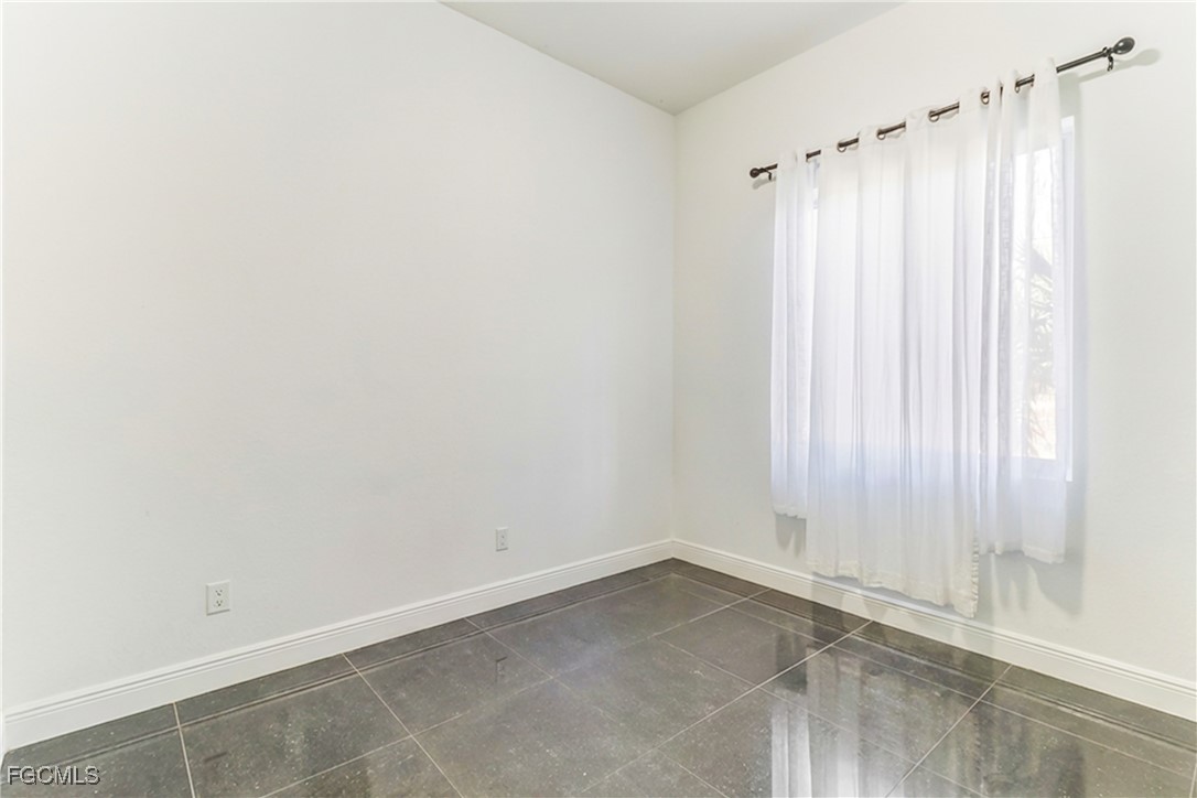 3419 5th Street Southwest Lehigh Acres, FL 33976 - Photo 9 of 14