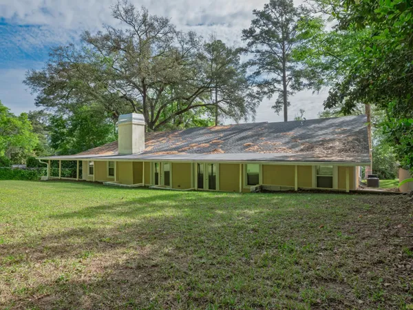 $427,500 | 1523 Oldfield Drive, Tallahassee, FL 32308