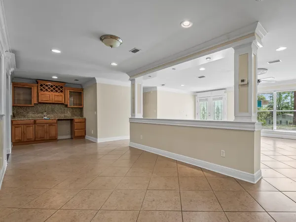 $427,500 | 1523 Oldfield Drive, Tallahassee, FL 32308
