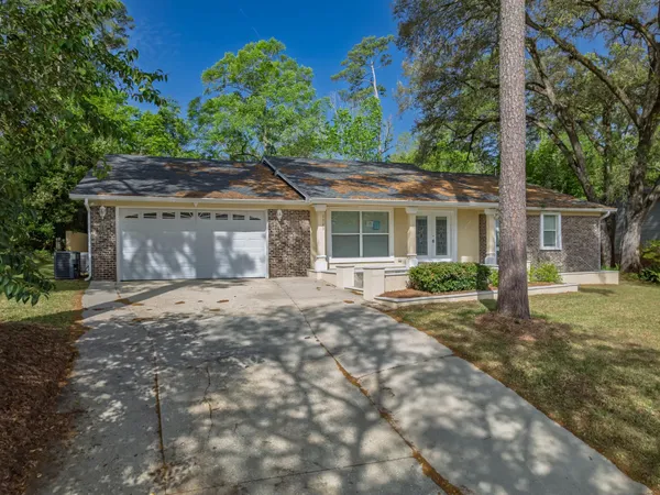 $427,500 | 1523 Oldfield Drive, Tallahassee, FL 32308