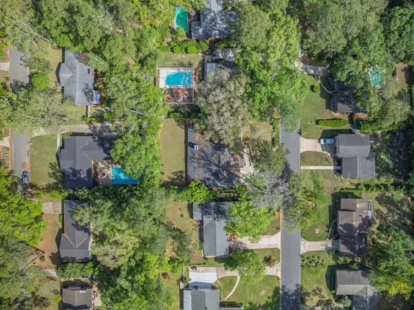 $427,500 | 1523 Oldfield Drive, Tallahassee, FL 32308