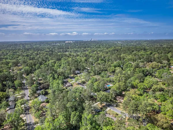 $427,500 | 1523 Oldfield Drive, Tallahassee, FL 32308