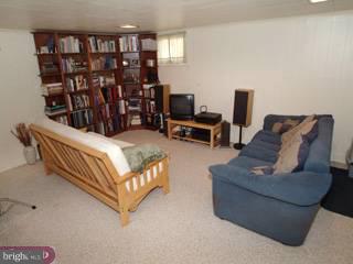 587 Rutherford Drive Springfield, PA 19064 - Photo 5 of 6