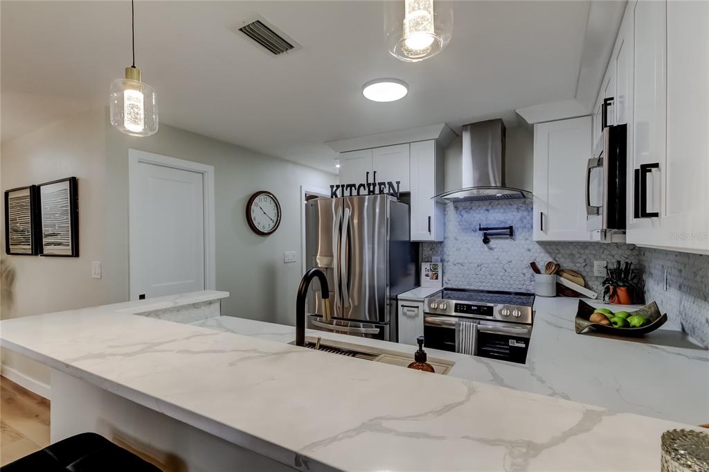 2109 West Grace Street Tampa, FL 33607 - Photo 18 of 41