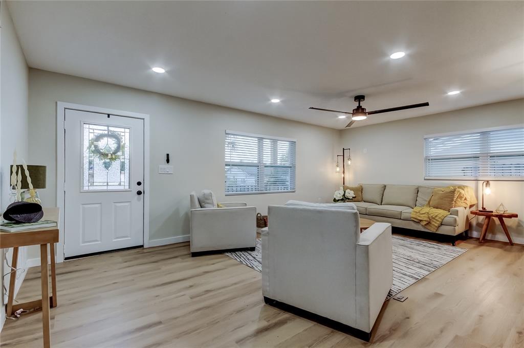 2109 West Grace Street Tampa, FL 33607 - Photo 7 of 41