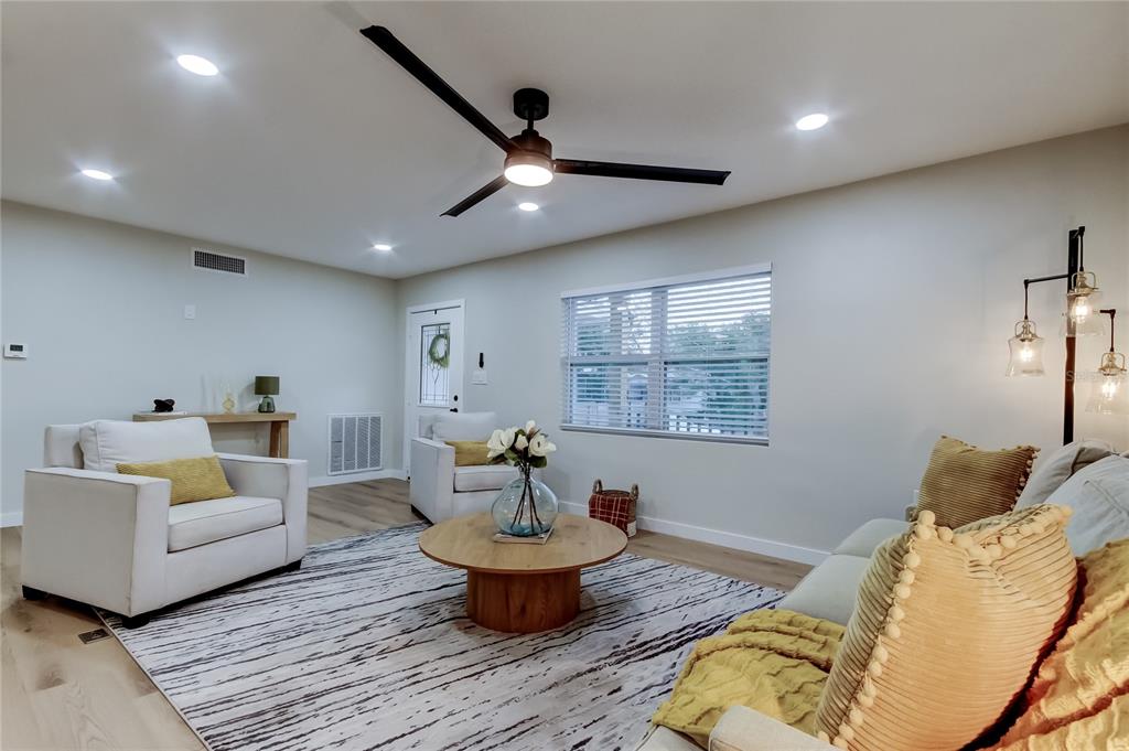 2109 West Grace Street Tampa, FL 33607 - Photo 8 of 41