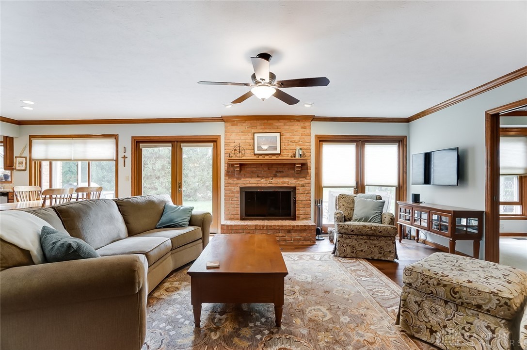 10181 Simms Station Road Dayton, OH 45458 - Photo 8 of 68 Gallery Image 8
