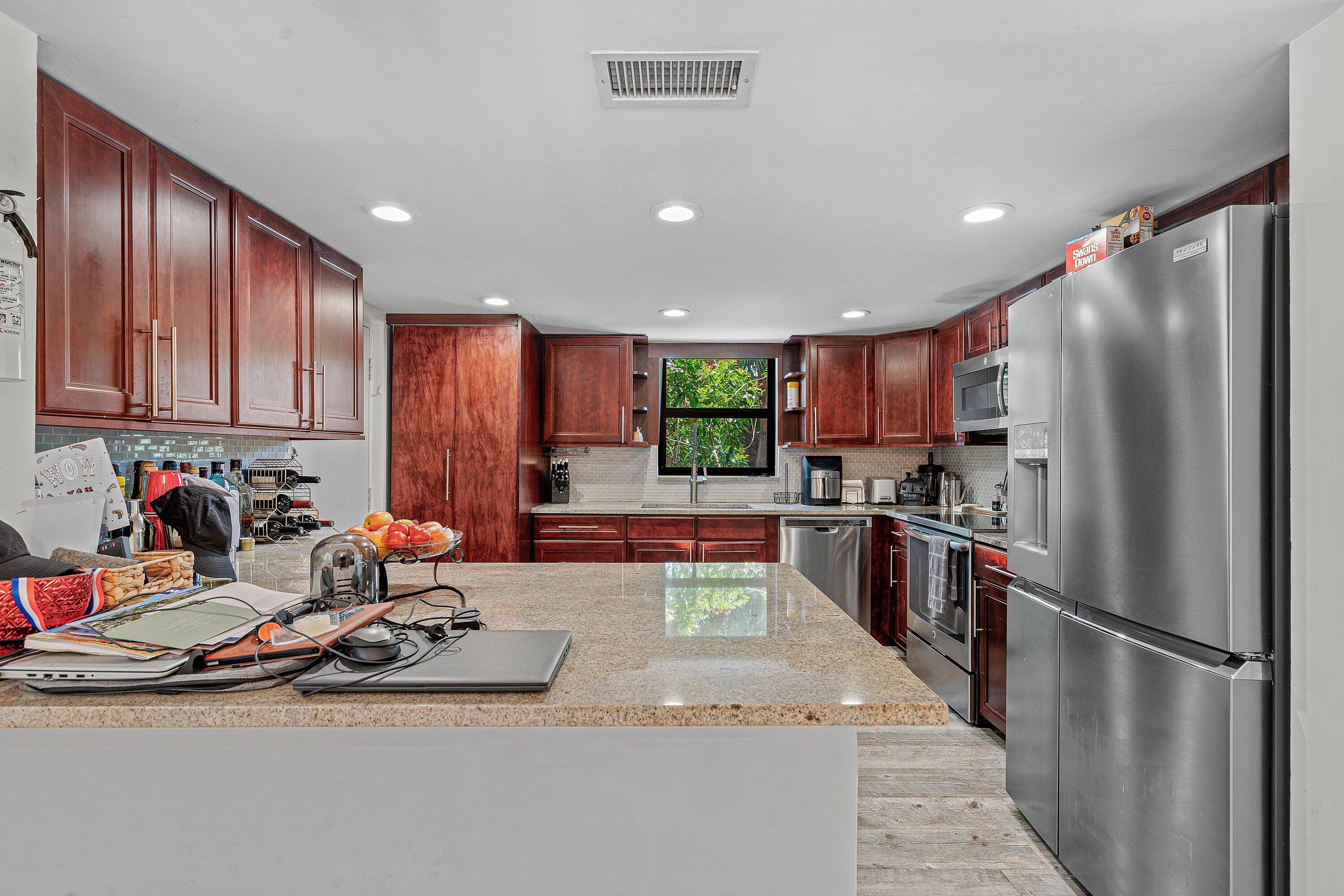 277 North Ocean Boulevard, Unit 1040 Boca Raton, FL 33432 - Photo 3 of 30 003-277NorthOceanBoulevard-104-BocaRaton