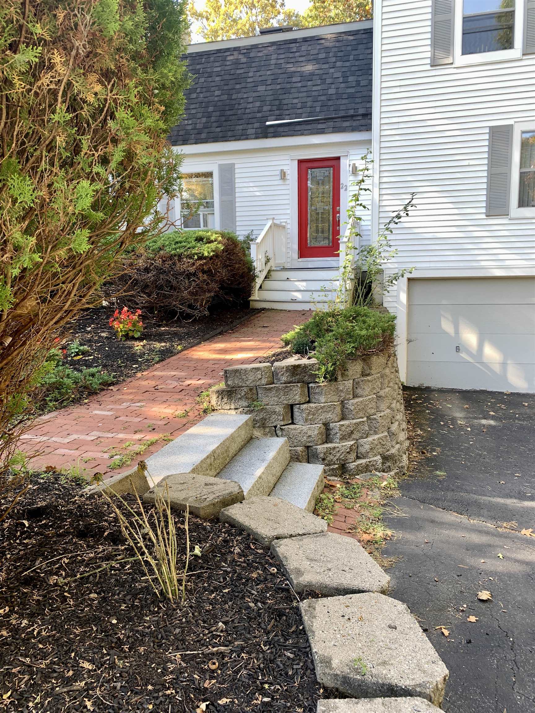 22 River Bend Circle Exeter, NH 03833 - Photo 2 of 31