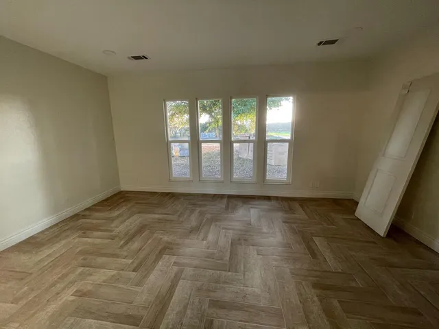 $950,000 | 19342 East South Avenue, Reedley, CA 93654