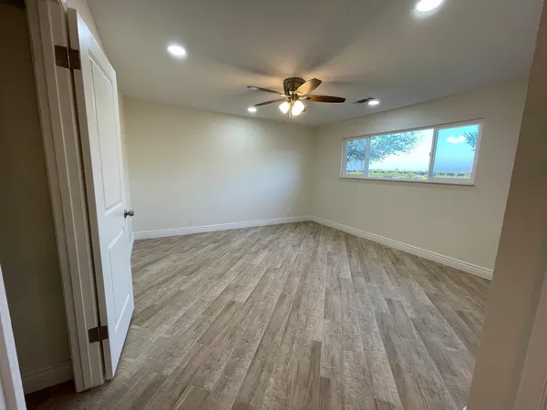 $950,000 | 19342 East South Avenue, Reedley, CA 93654