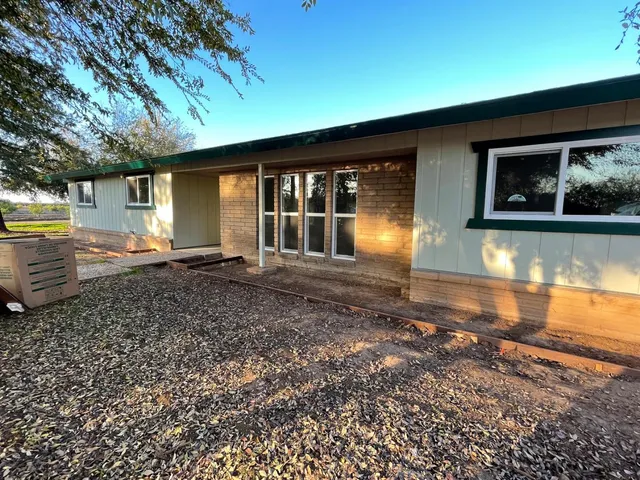 $950,000 | 19342 East South Avenue, Reedley, CA 93654