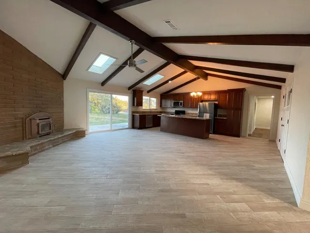 $950,000 | 19342 East South Avenue, Reedley, CA 93654