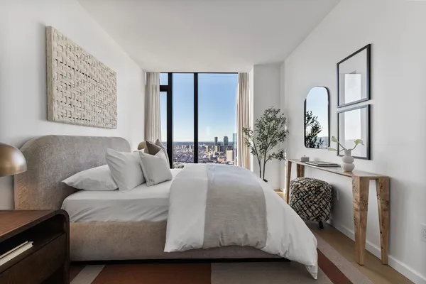 $3,349,000 | 682 Atlantic Avenue, Unit 38E, Boston, MA 02111