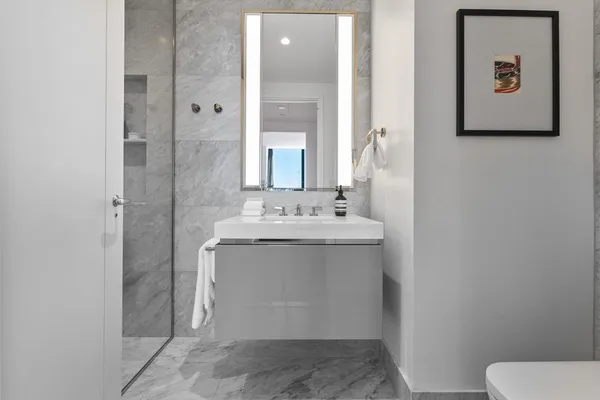 $3,349,000 | 682 Atlantic Avenue, Unit 38E, Boston, MA 02111
