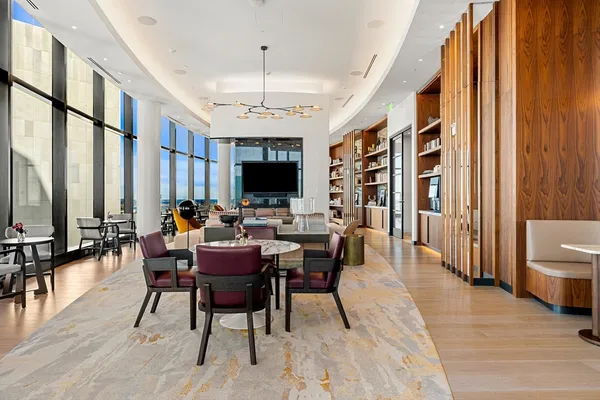 $3,349,000 | 682 Atlantic Avenue, Unit 38E, Boston, MA 02111