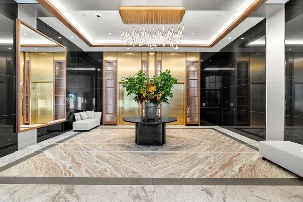 $3,349,000 | 682 Atlantic Avenue, Unit 38E, Boston, MA 02111