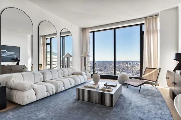 $3,349,000 | 682 Atlantic Avenue, Unit 38E, Boston, MA 02111