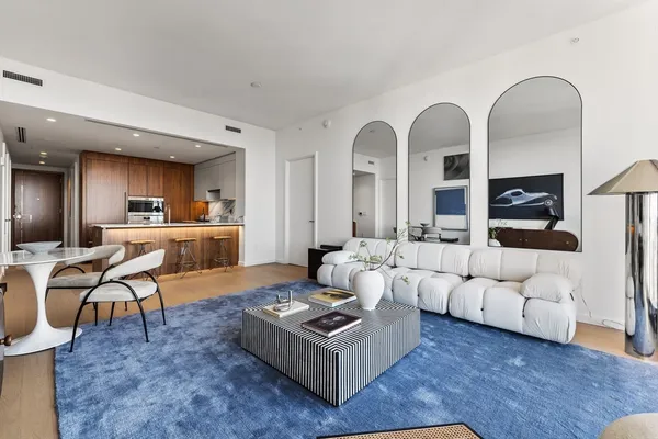 $3,349,000 | 682 Atlantic Avenue, Unit 38E, Boston, MA 02111