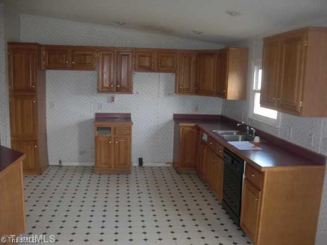 901 Knowles Road Reidsville, NC 27320 - Photo 3 of 11 Other.