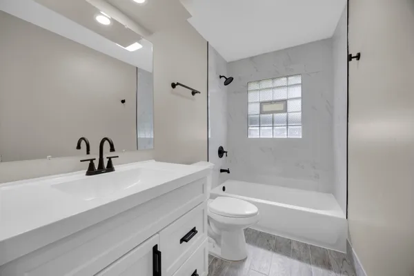 $383,900 | 3709 West 121st Avenue, Crown Point, IN 46307