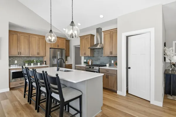 $699,900 | 19719 Brooklyn Trail, Farmington, MN 55024