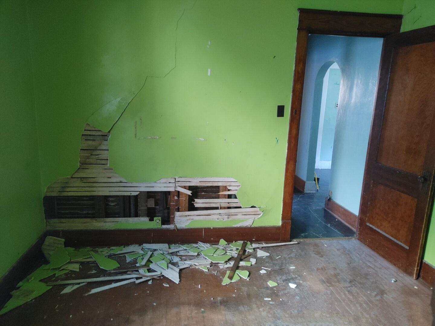 3616 North 16th Street Milwaukee, WI 53206 - Photo 13 of 19 TimePhoto_20260102_142934