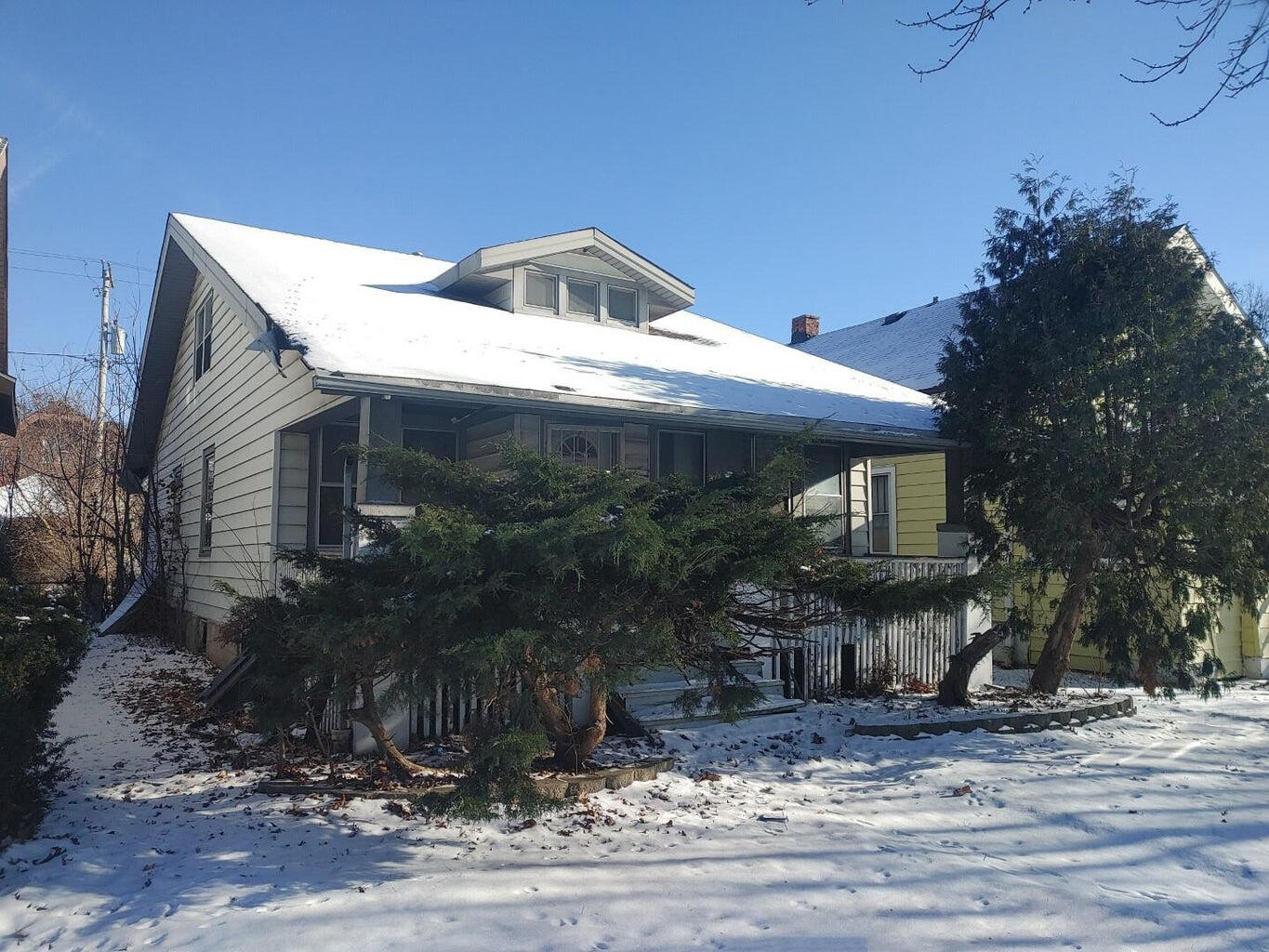 3616 North 16th Street Milwaukee, WI 53206 - Photo 2 of 19 1937561- 2