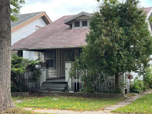 $104,400 | 3616 North 16th Street, Milwaukee, WI 53206