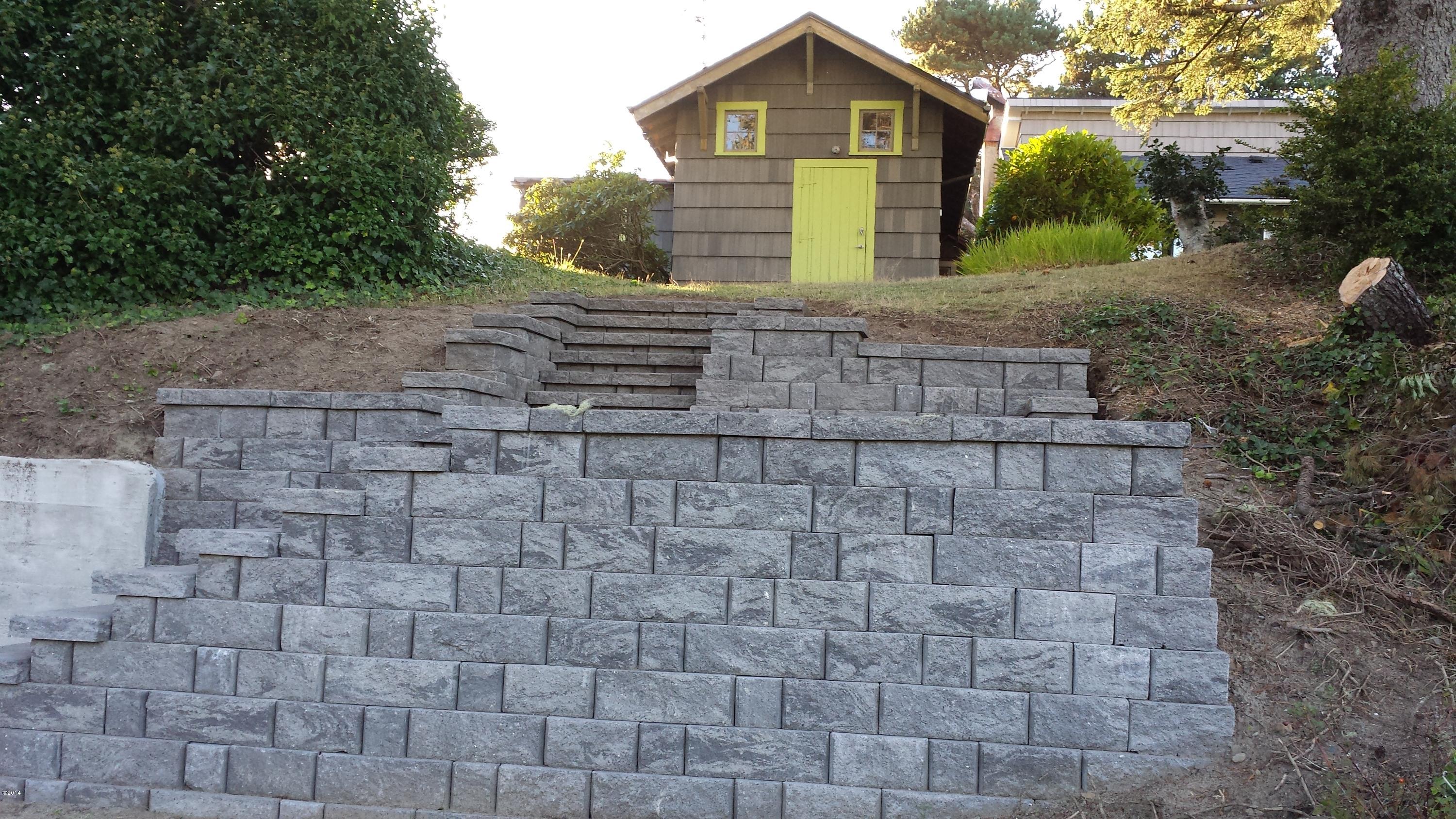 48070 Hawk Street Neskowin, OR 97149 - Photo 2 of 23 20141003_174558