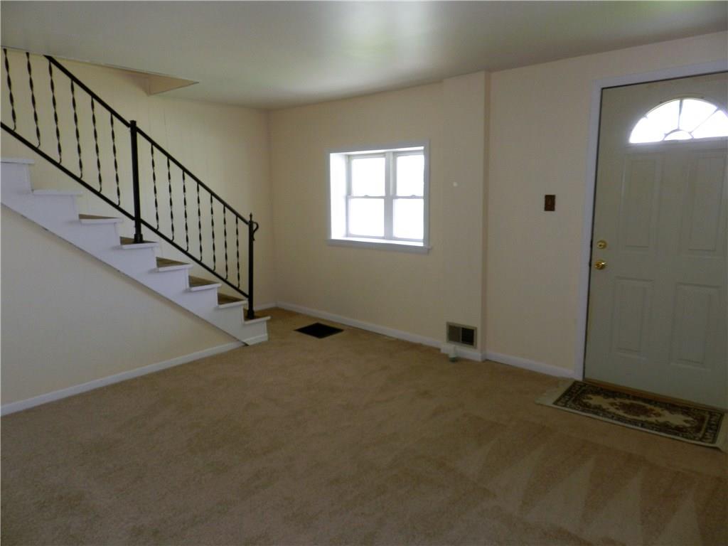 2407 Old Pittsburgh Road New Castle, PA 16101 - Photo 3 of 15 Gallery Image 3
