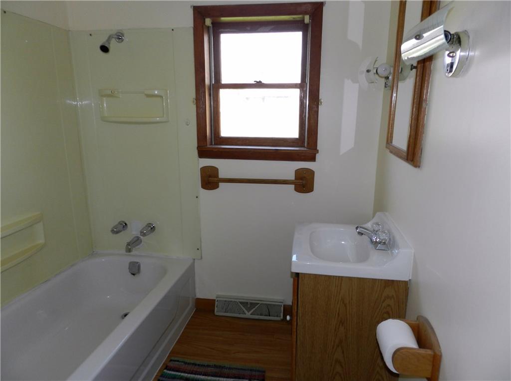 2407 Old Pittsburgh Road New Castle, PA 16101 - Photo 7 of 15 Gallery Image 7