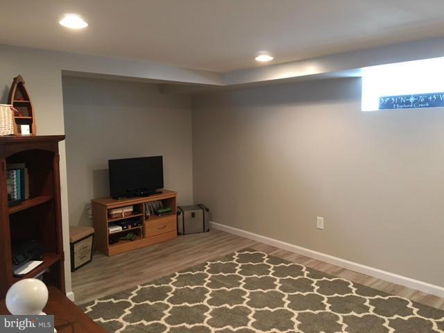 2125 Middleborough Road Baltimore, MD 21221 - Photo 20 of 21 Family Room