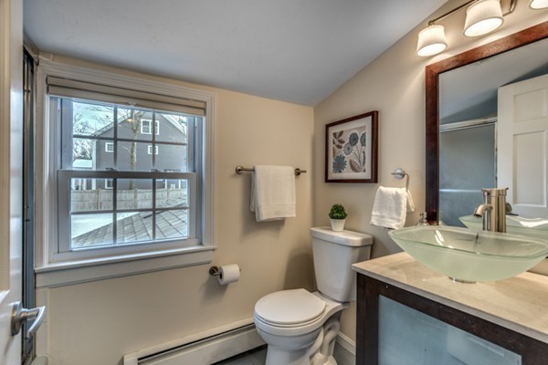 38 Munroe Road Lexington, MA 02421 - Photo 15 of 20 Gallery Image 15