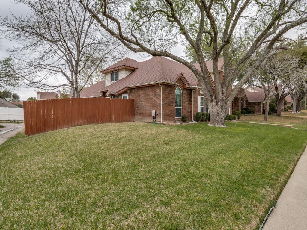 1317 Chestnut Drive Rowlett, TX 75089 - Photo 2 of 25 a front view of building with yard