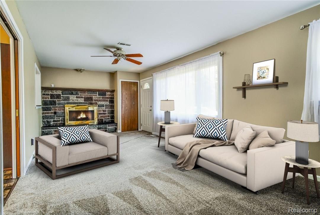 4719 Eagle Road Highland, MI 48356 - Photo 3 of 26 3.jpg