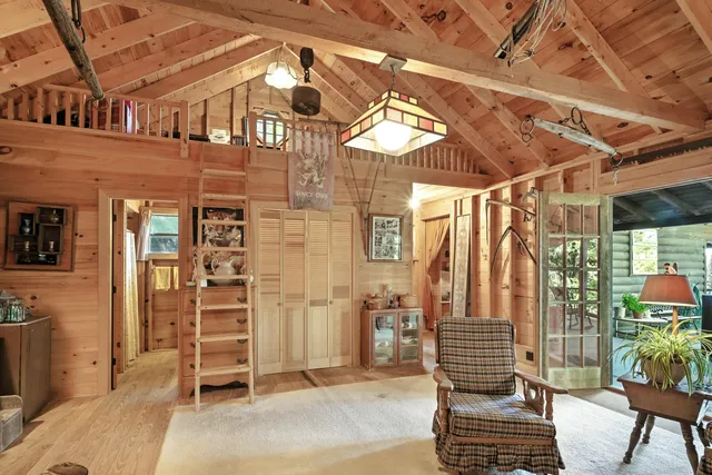 $1,995,000 | 21 Delisle Lane, Rome, ME 04963