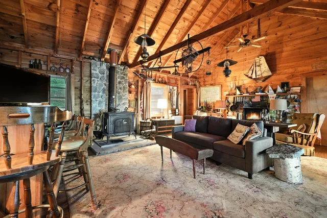 $1,995,000 | 21 Delisle Lane, Rome, ME 04963