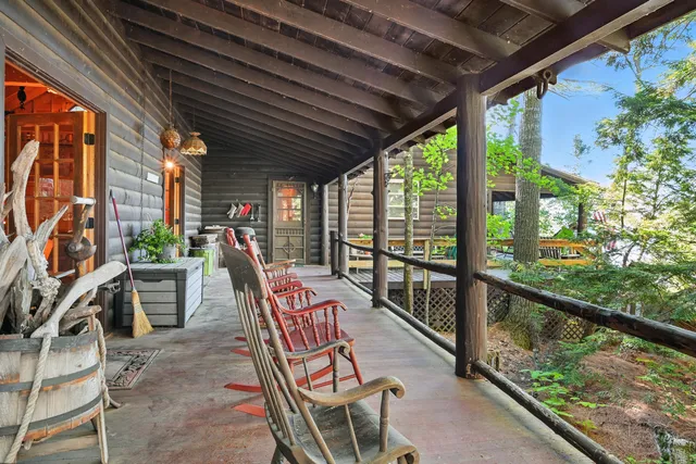 $1,995,000 | 21 Delisle Lane, Rome, ME 04963