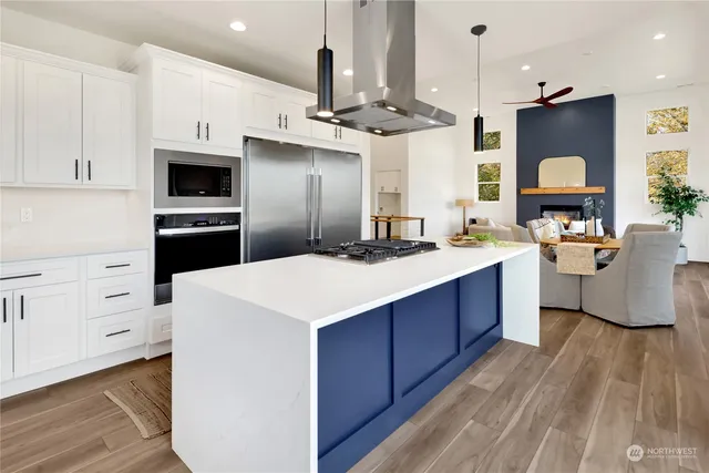 $1,095,000 | 8719 Semiahmoo Drive, Blaine, WA 98230