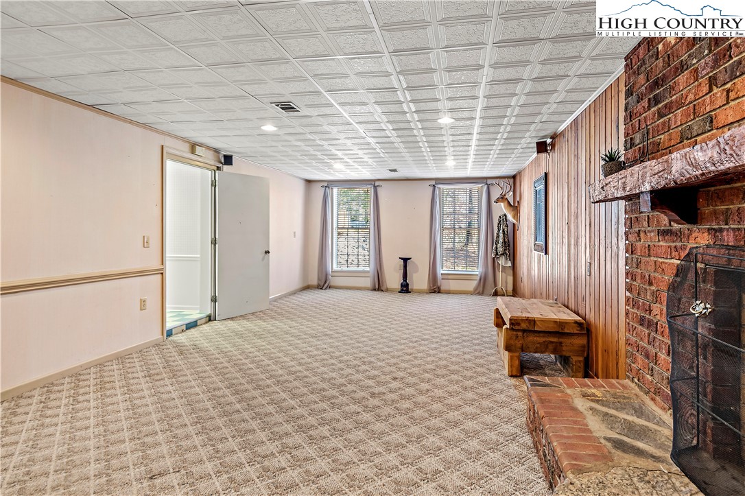 477 Hawthorne Road Elkin, NC 28621 - Photo 34 of 49 Gallery Image 34