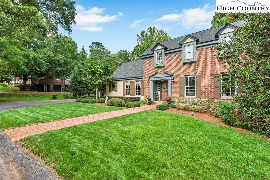 477 Hawthorne Road Elkin, NC 28621 - Photo 4 of 49 Gallery Image 4